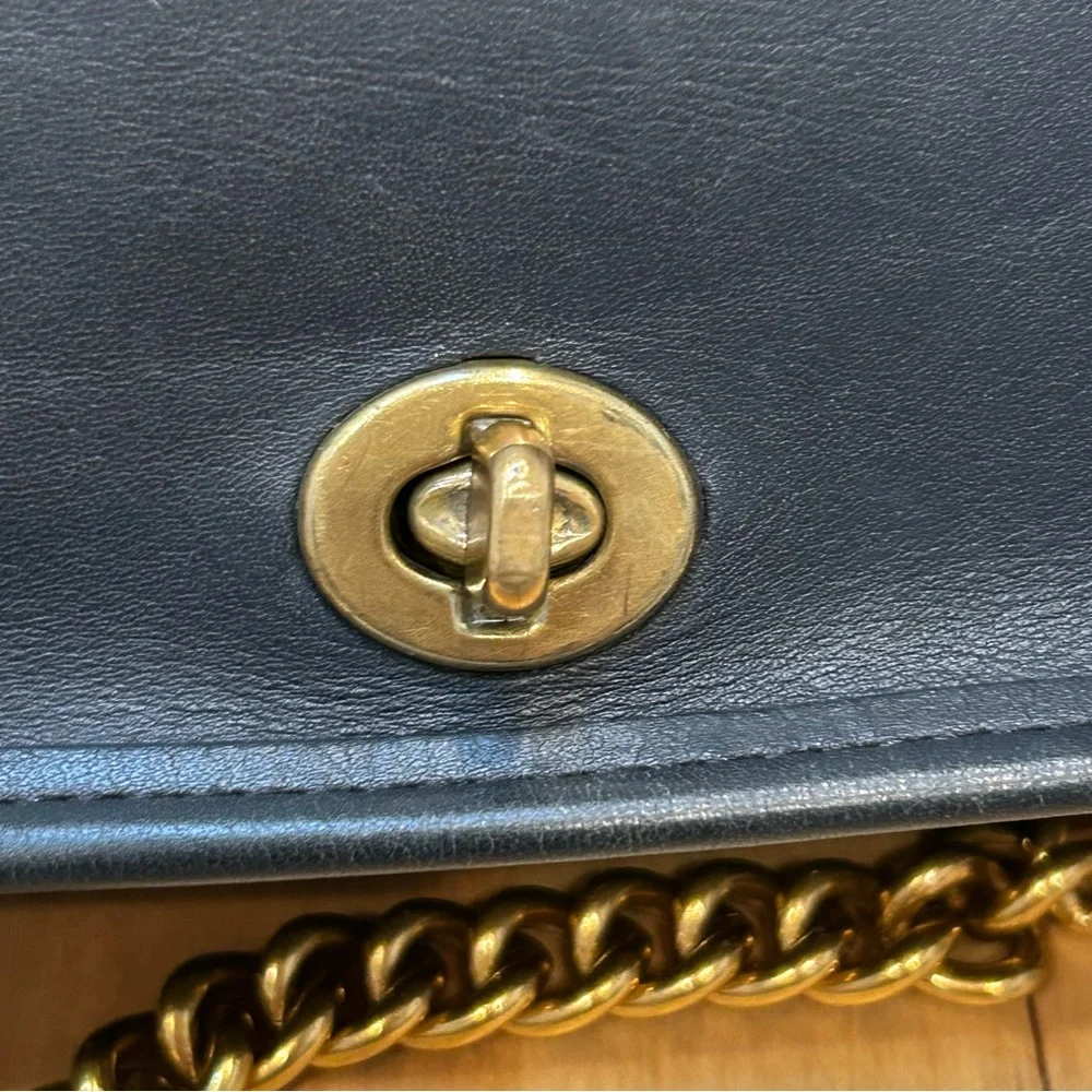 Like new Navy Vintage Coach Penny Pocket Clutch Purse 9755 - Picture 8 of 13